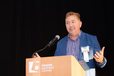 Rusty Green giving a speech at dsm award evening