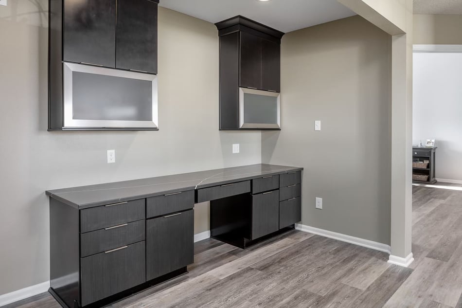 Full-Home Remodel Home Office Desk with Storage Cabinets