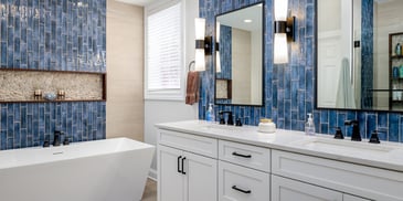 Design 101: What to Avoid When Remodeling Your Des Moines Bathroom | Compelling Homes