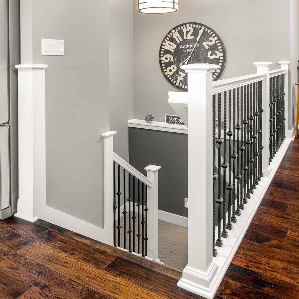 White Painted Staircase| Compelling Homes-5