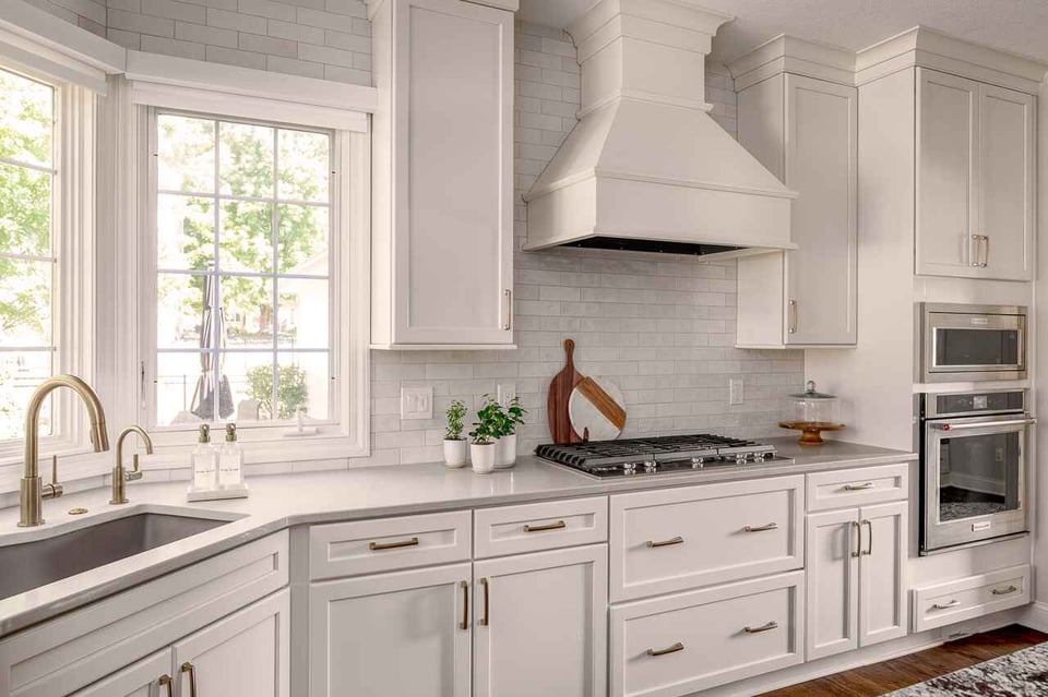 White Kitchen Cabinets - Compelling Homes